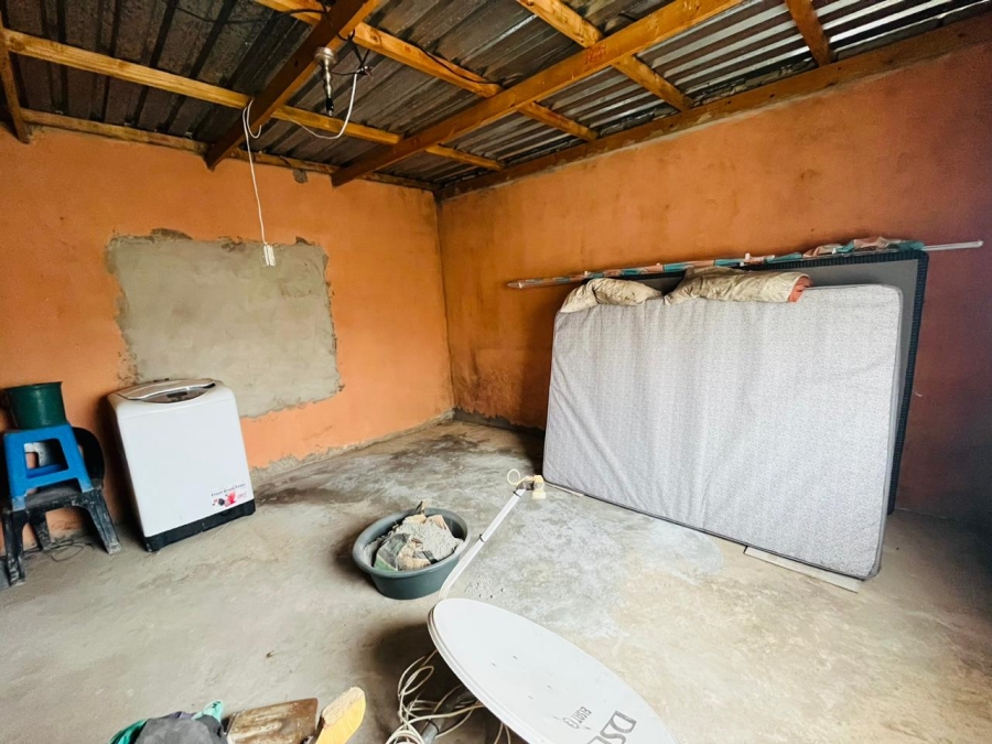 2 Bedroom Property for Sale in Caleb Motsoabi Free State